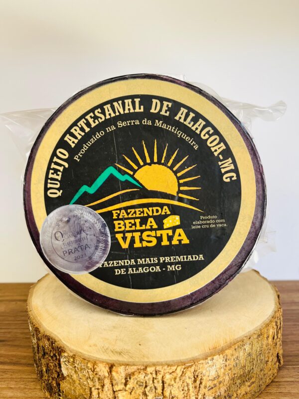 Queijo Artesanal Vinho 1 Kg (Prata no Prêmio Queijo Brasil 2023)