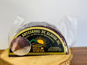 Queijo Artesanal Vinho 500g (Prata no Prêmio Queijo Brasil 2023)
